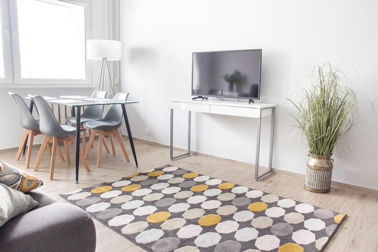 Al-Dom Apartamenty Szary Bursztyn Kołobrzeg Esterno foto