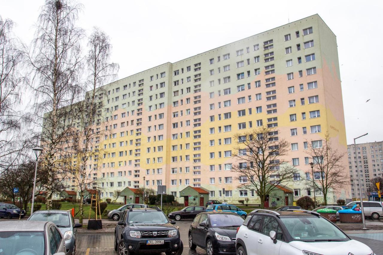 Al-Dom Apartamenty Szary Bursztyn Kołobrzeg Esterno foto